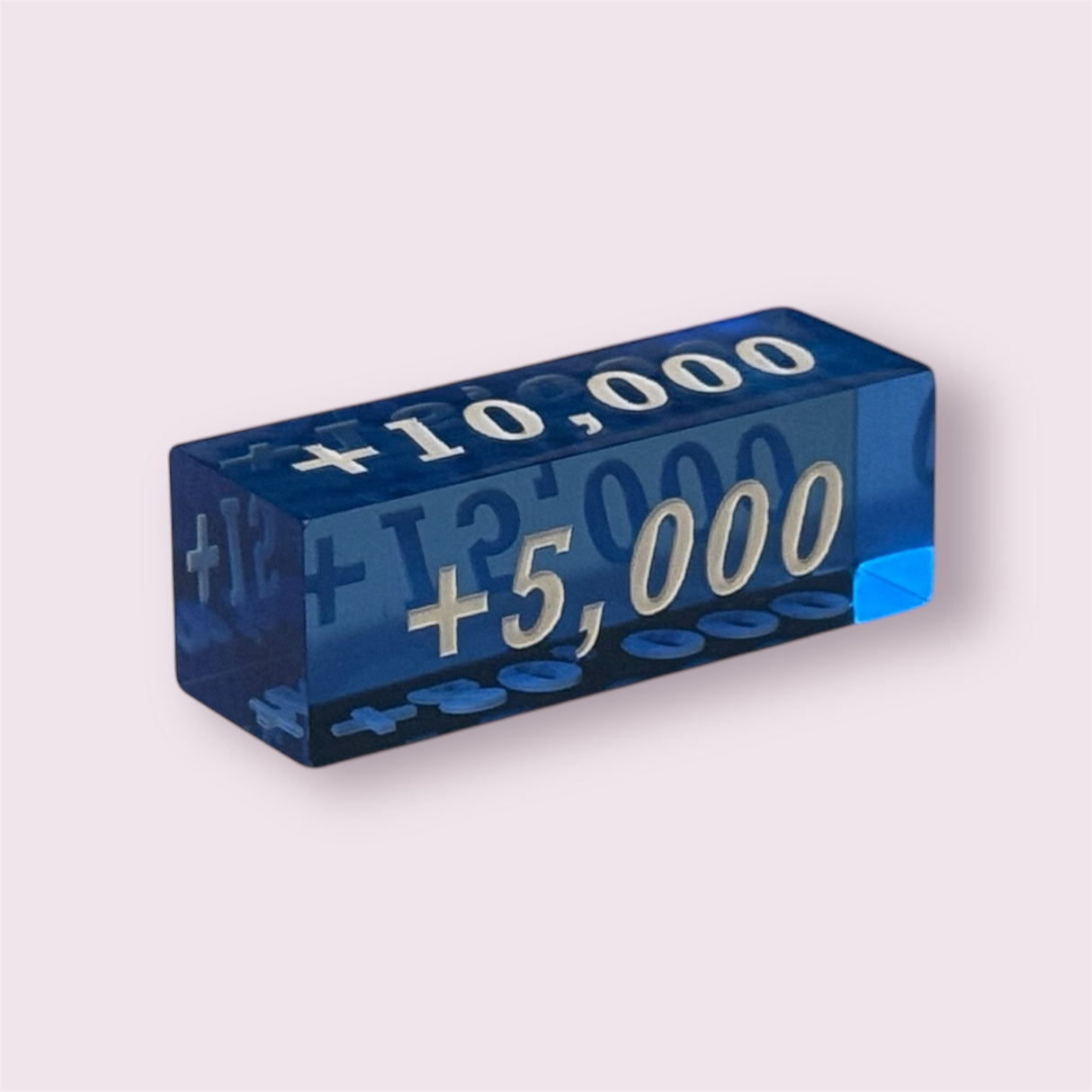 Transparent Solid Series Power Dice - Faces: 5,000, 10,000, 15,000, 20,000